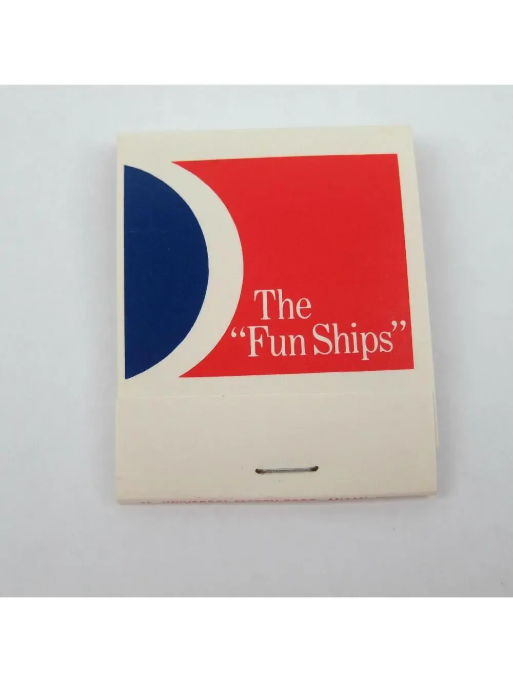 2 Vintage Matchbooks Paquet French Cruises & Carnival Cruise Lines Ship UNSTRUCK